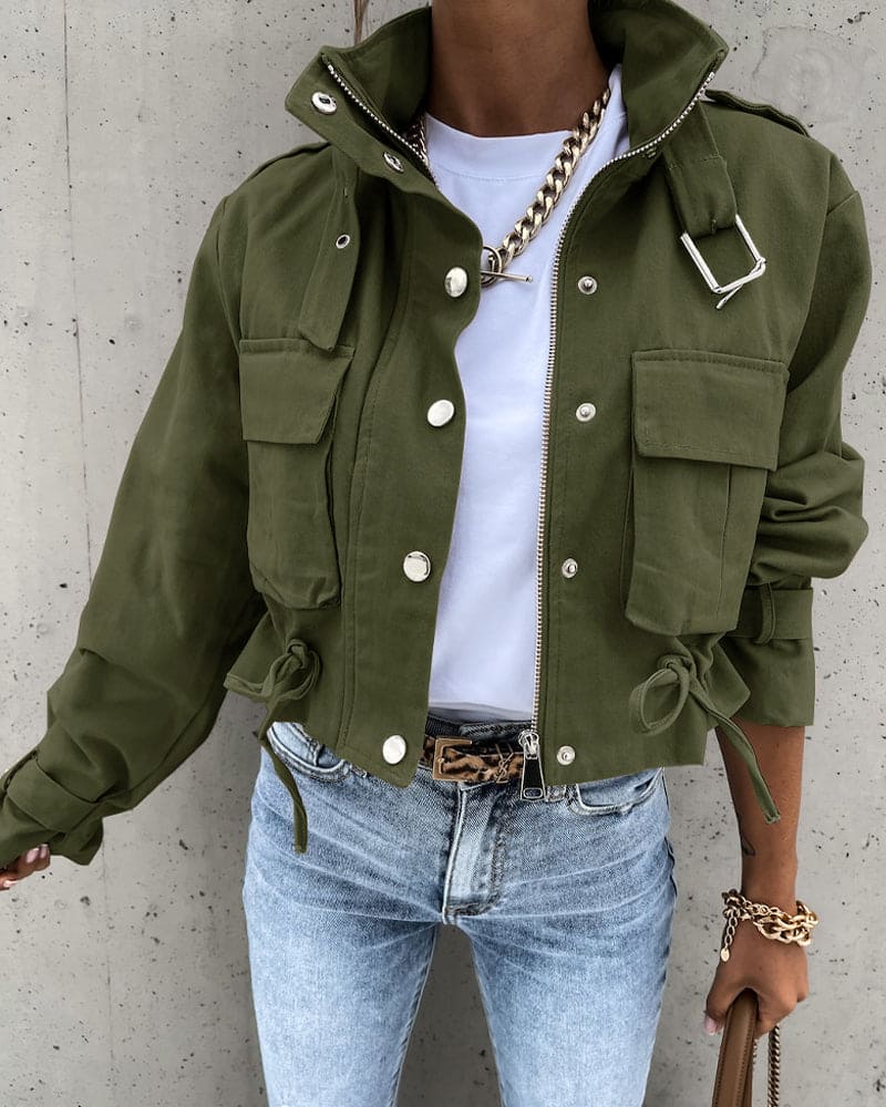 Krótka Przejściowa Kurtka z Kieszeniami