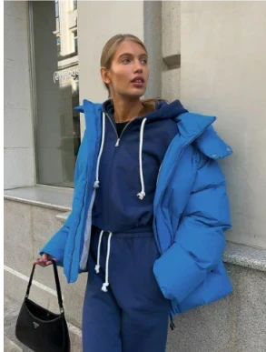 Puchowa Kurtka Oversize z Obfitym Ociepleniem