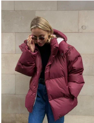 Puchowa Kurtka Oversize z Obfitym Ociepleniem
