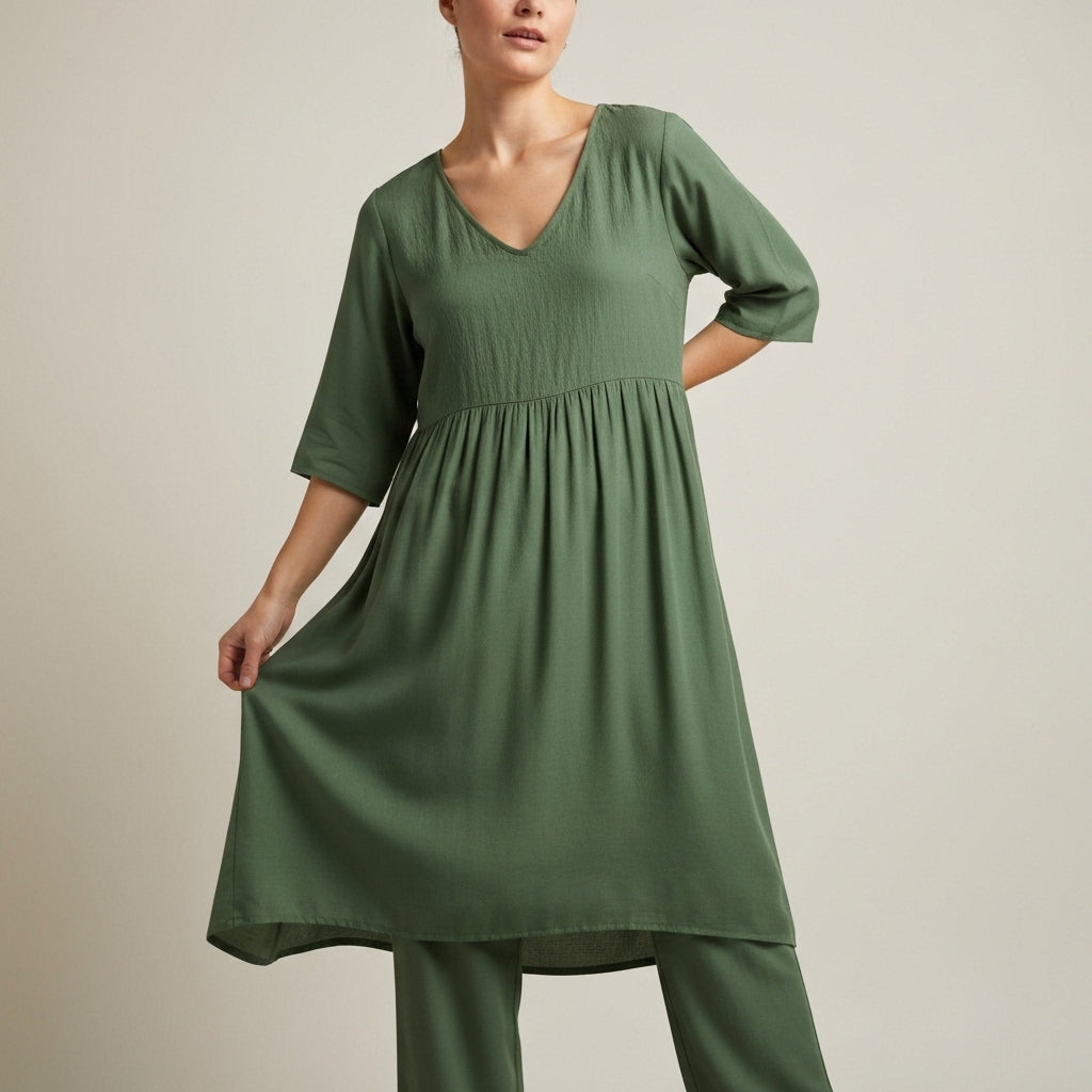 Smocked Sleeve Tiered Midi Dress - Green