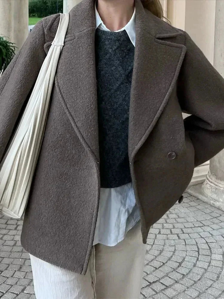 Brązowy Płaszcz Oversize Zapinany na Guziki